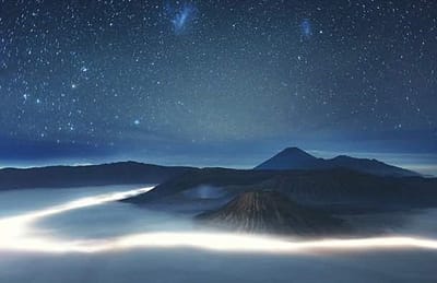 mount bromo milky way